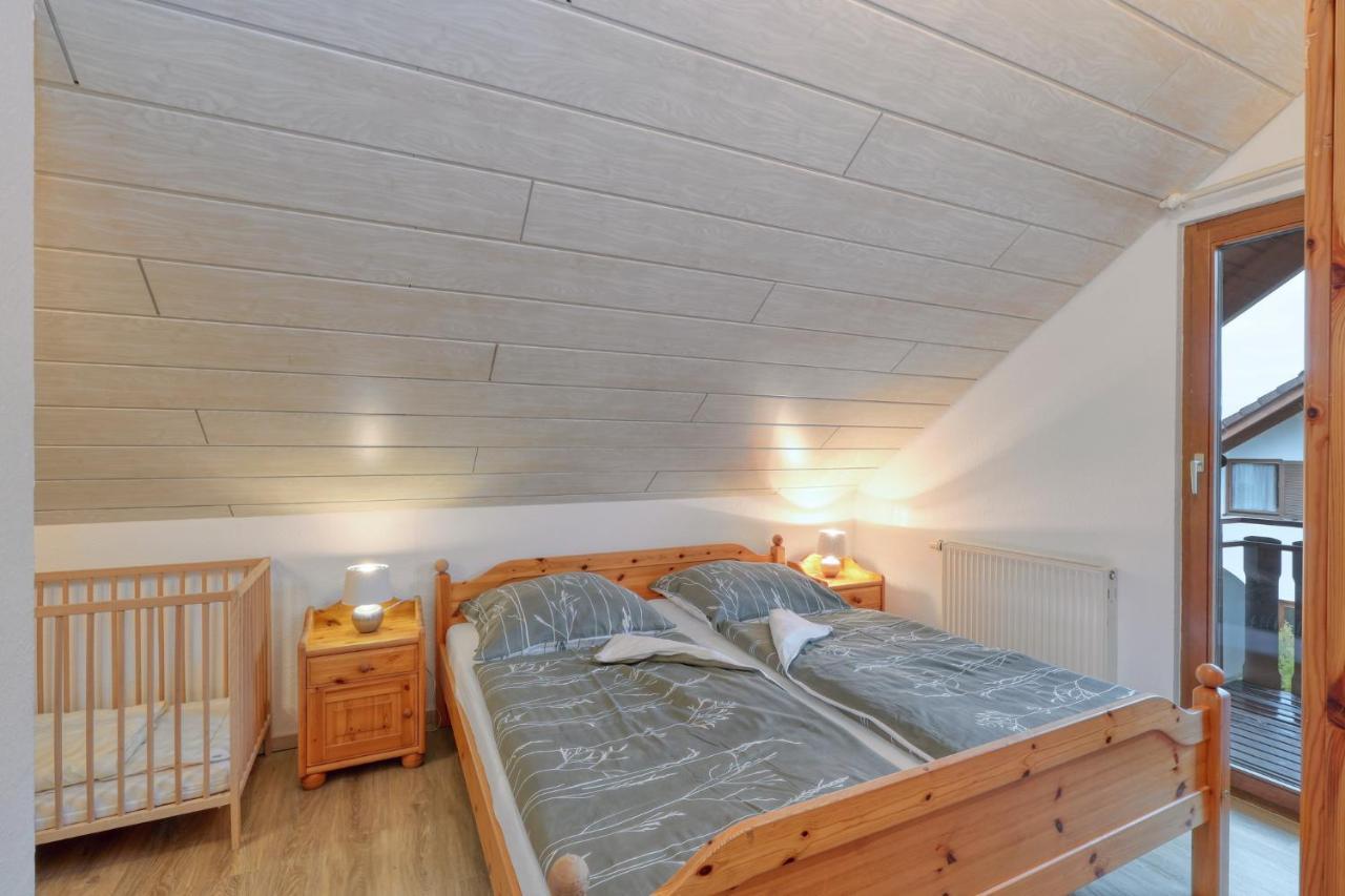 Seepark Kirchheim Ferienhaus Bei Diane Mit Sauna Εξωτερικό φωτογραφία